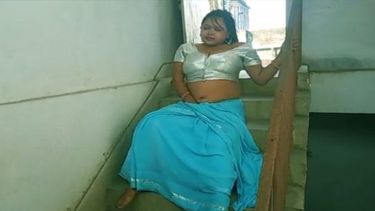दिल्ली में पडोसी आंटी की मस्त चुदाई
