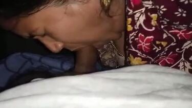 लण्ड चूस के पति का मूड बनाया