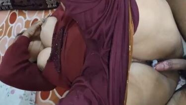 दीदी को मना के चोद दिया